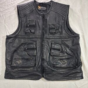 Xelement Men's XL Black Leather Motorcycle Biker Vest Pistol Pockets 8 Pockets
